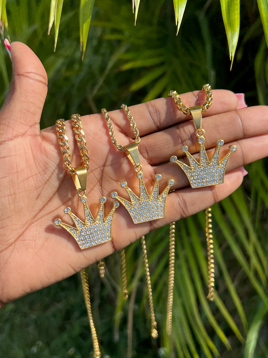 Mini Crown Necklace