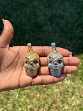 Load image into Gallery viewer, Snake Skulls Necklace
