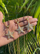 Load image into Gallery viewer, Solid Star Necklace
