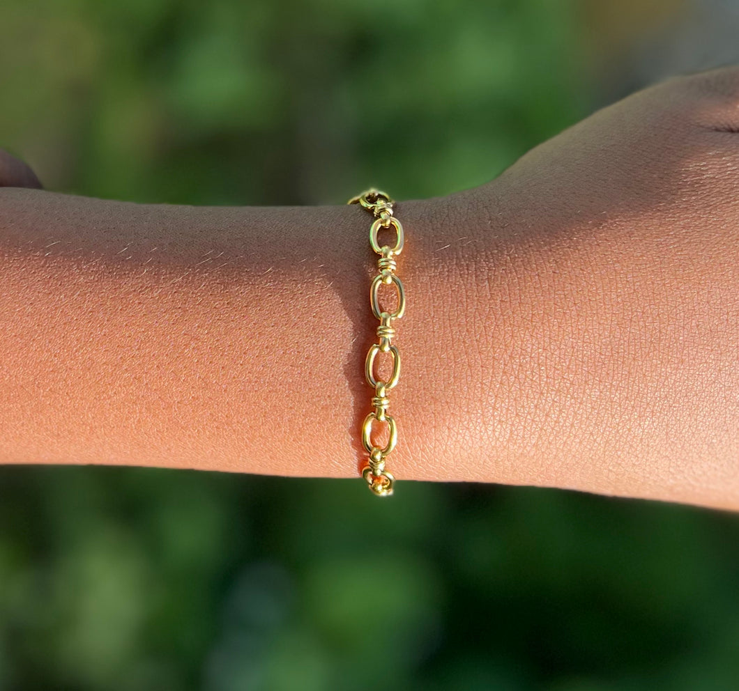 Twist Link Bracelet