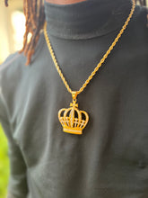 Load image into Gallery viewer, Crown Necklace
